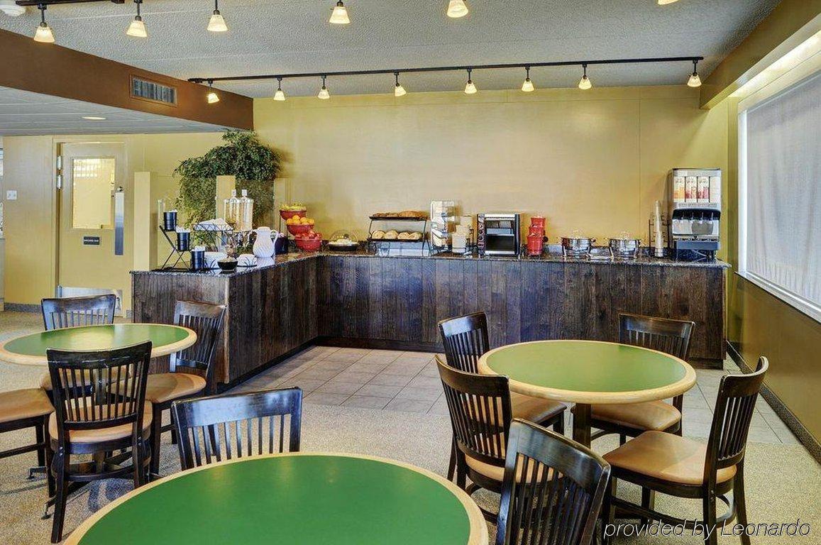 Travelway Inn Sudbury Luaran gambar