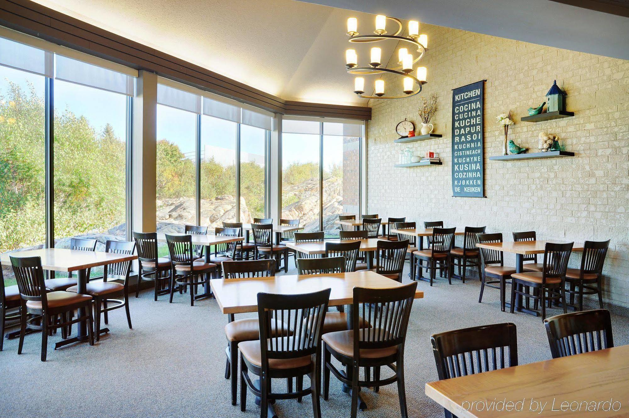 Travelway Inn Sudbury Luaran gambar