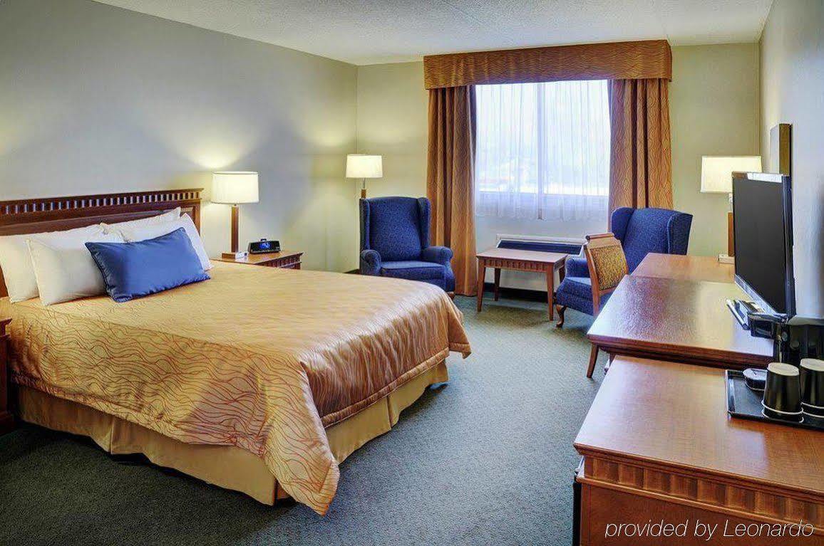 Travelway Inn Sudbury Luaran gambar