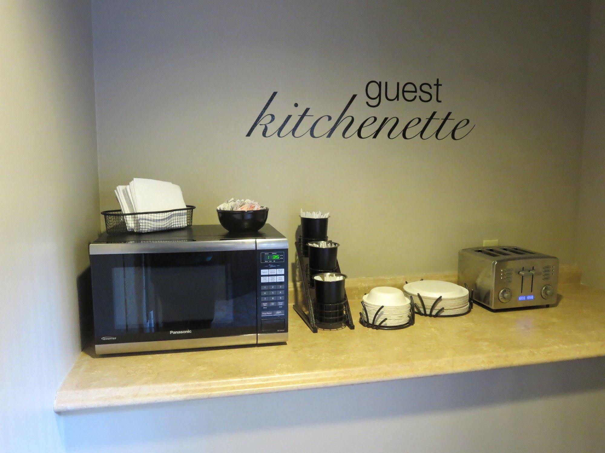 Travelway Inn Sudbury Luaran gambar