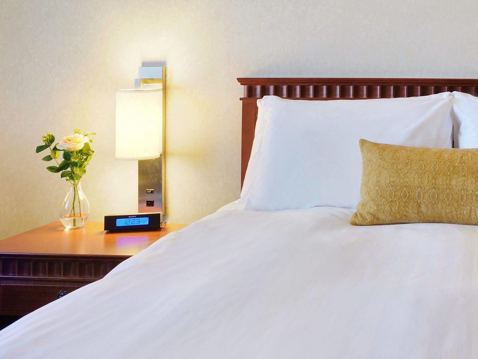 Travelway Inn Sudbury Luaran gambar