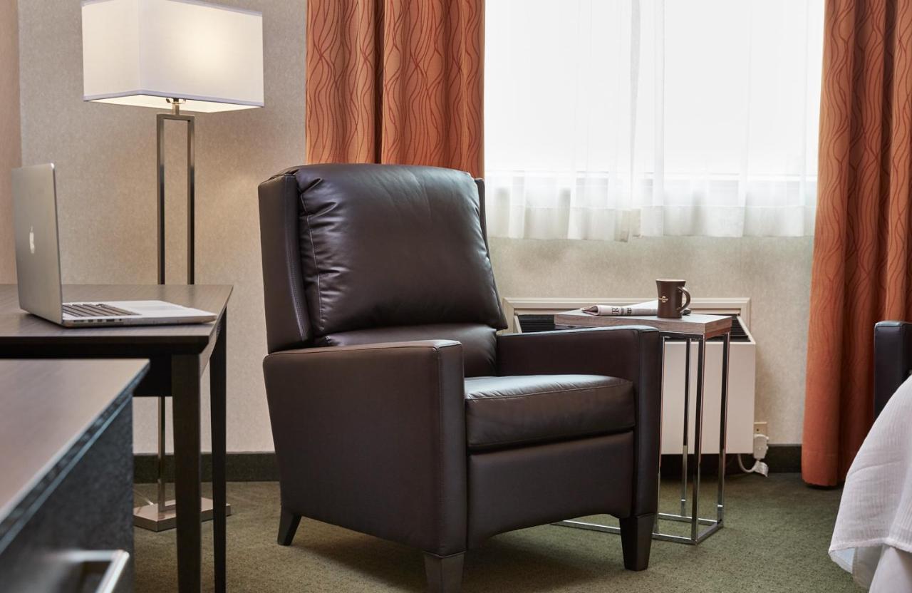 Travelway Inn Sudbury Luaran gambar